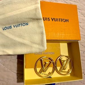 LOUIS VUTTON EARRINGS